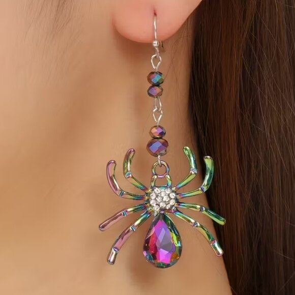 🌺 🌺 🌺 Spooky  Halloween Spider Dangle Earrings - Picture 1 of 4